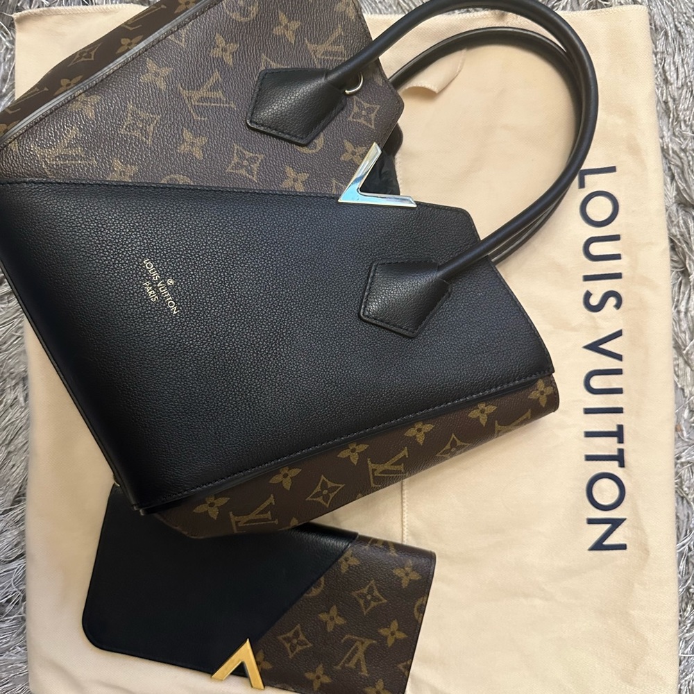LV Louis Vuitton, kimono, tote handbag, and wallet bundle
